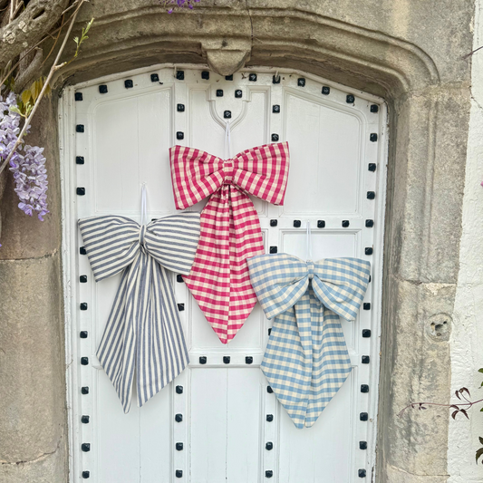 Handmade Fabric Bows – by In Stitches