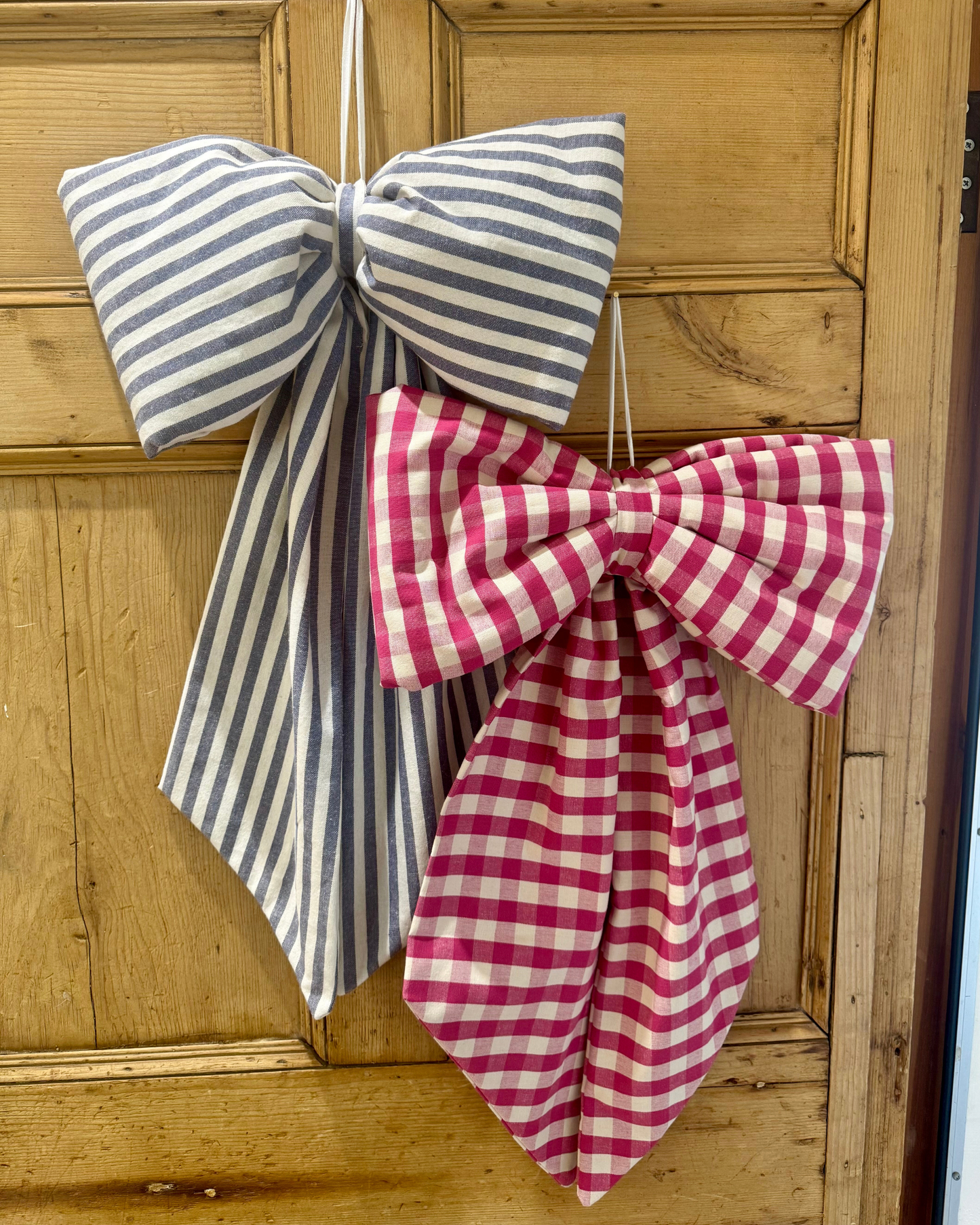 Handmade Fabric Bows – by In Stitches